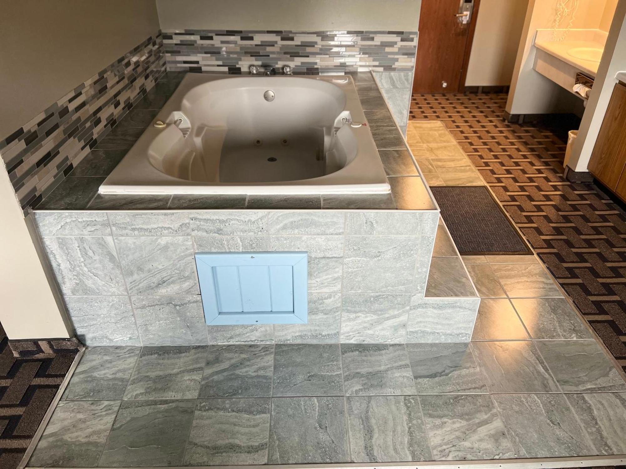 Sky Lodge Inn & Suites - Delavan Esterno foto