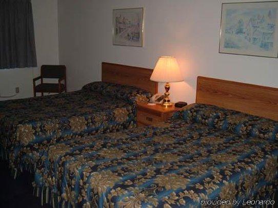 Sky Lodge Inn & Suites - Delavan Camera foto